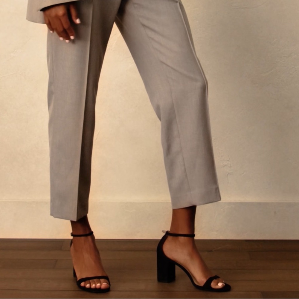 🌹STUART WEITZMAN🌹Nudist Block Black Suede Sandals Size: 12